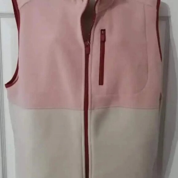 Brand new soft zippered vest size Large - Picture 2 of 3